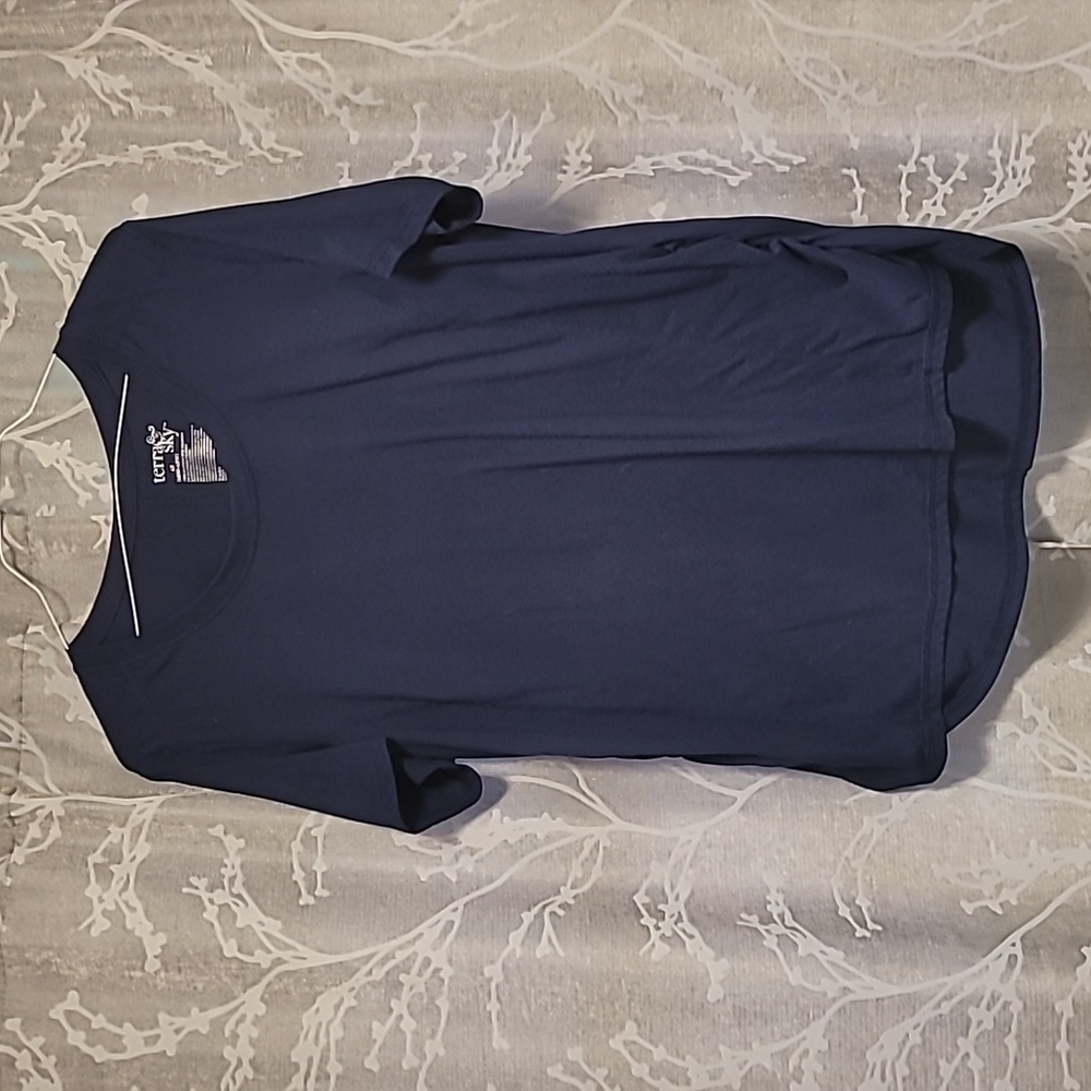 Navy blue women's tshirt
